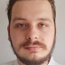 Yurii søger job som kok / køkkenmedarbejder / restaurationschef